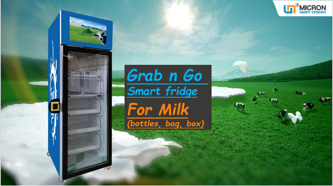ミルクのヨーグルトのガラス ビンのグラブはNayaxのカード読取り装置が付いているスマートに冷却装置自動販売機行く