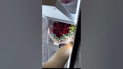 田舎の新鮮な花の自動販売機