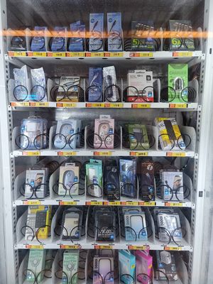 スマート自販機パワーバンク対応で電子機器の販売体験をアップグレード